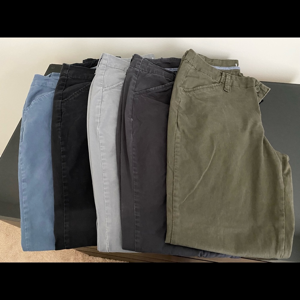 Lee’s Tailored Chino -Slim Fit - gently worn